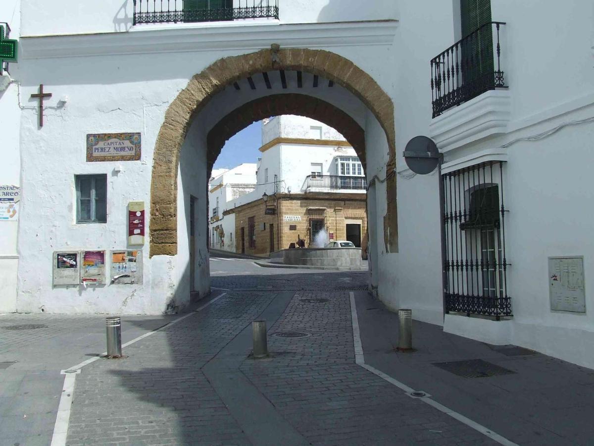 Encanto I solo familias y parejas en zona centro Conil De La Frontera Exterior foto