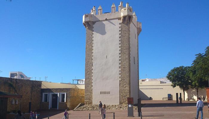 Encanto I solo familias y parejas en zona centro Conil De La Frontera Exterior foto
